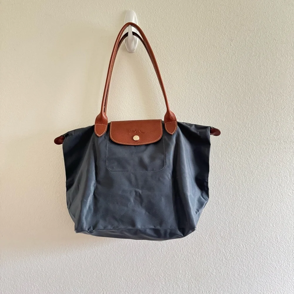Longchamp Le Pliage Shopping Medium Tote Bag - Picture 2 of 12